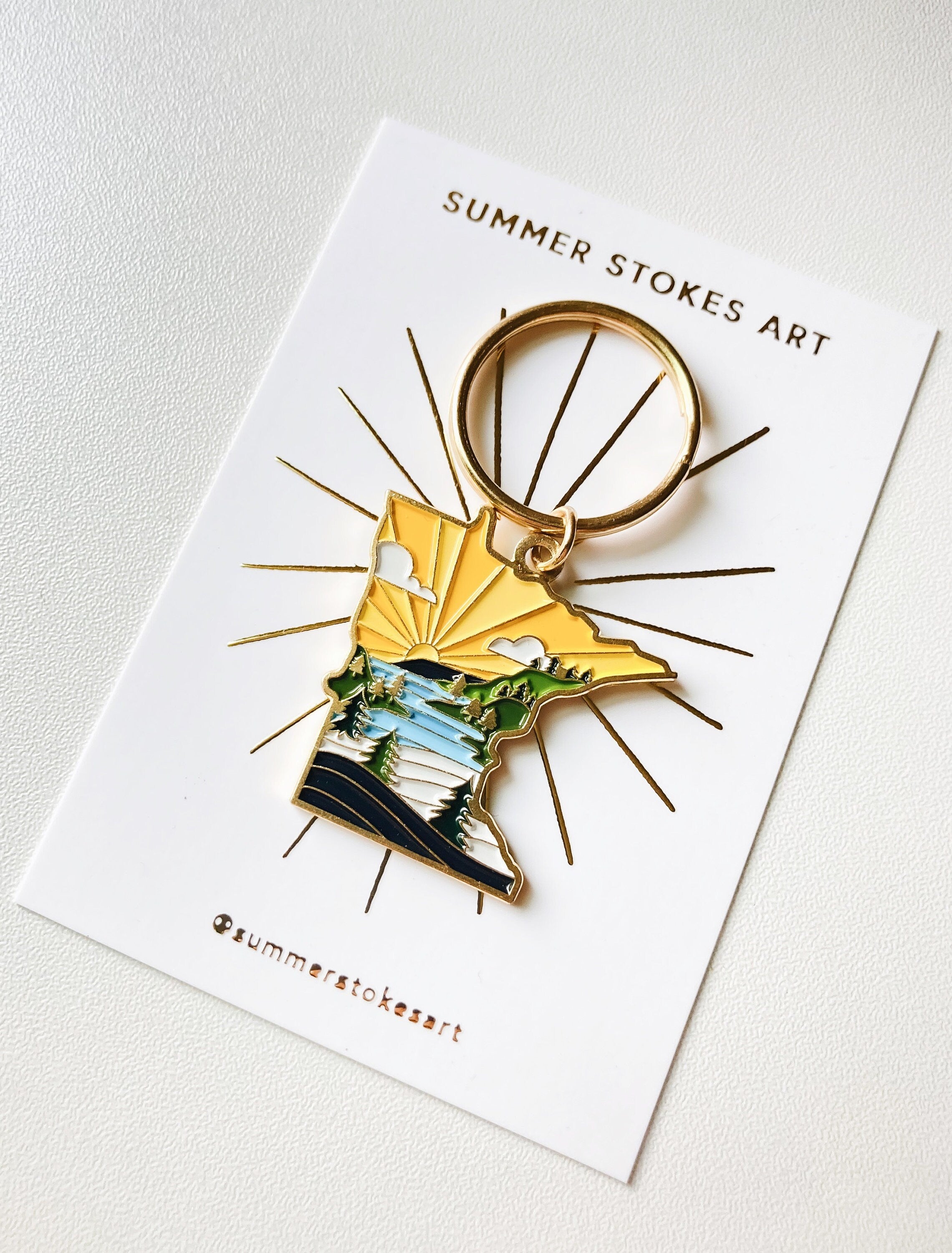 Minnesota Soft Enamel Keychain | Minnesota Outline Key Ring | Illustrated State Keychain 1.5"