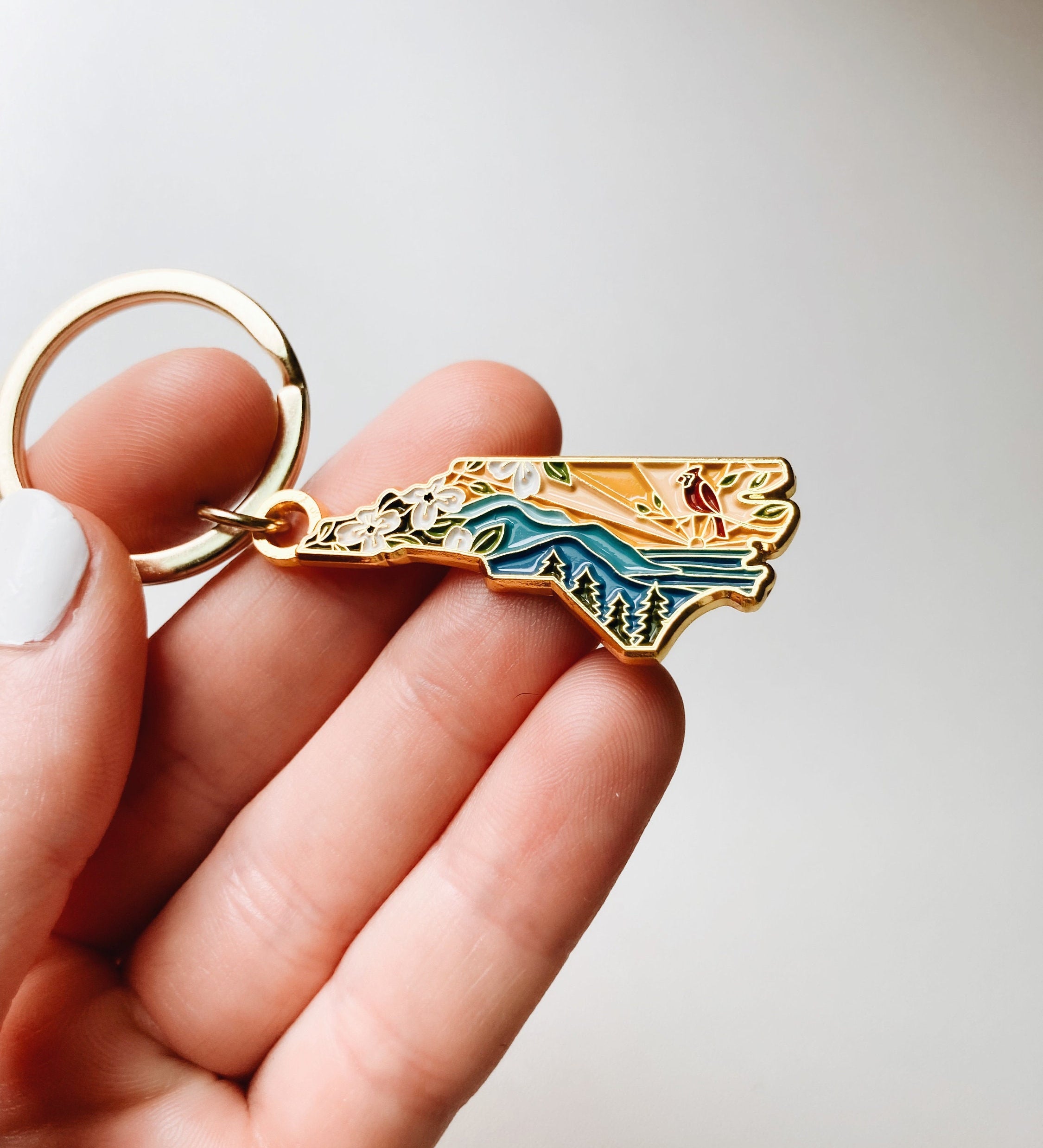 North Carolina Gold Enamel Keychain | North Carolina Outline Key Ring | Soft Enamel Illustrated State Keychain 1.5"