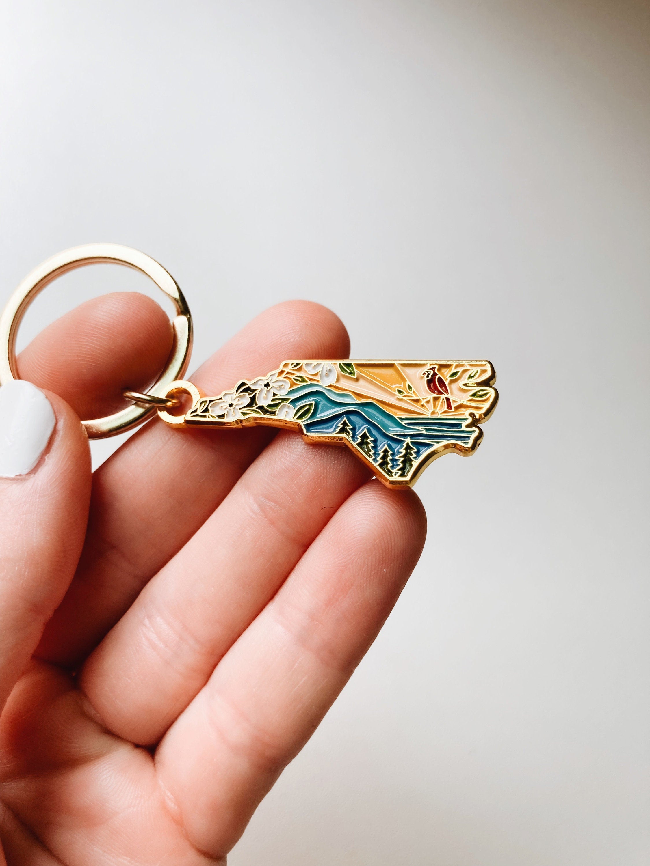 North Carolina Gold Enamel Keychain | North Carolina Outline Key Ring | Soft Enamel Illustrated State Keychain 1.5"