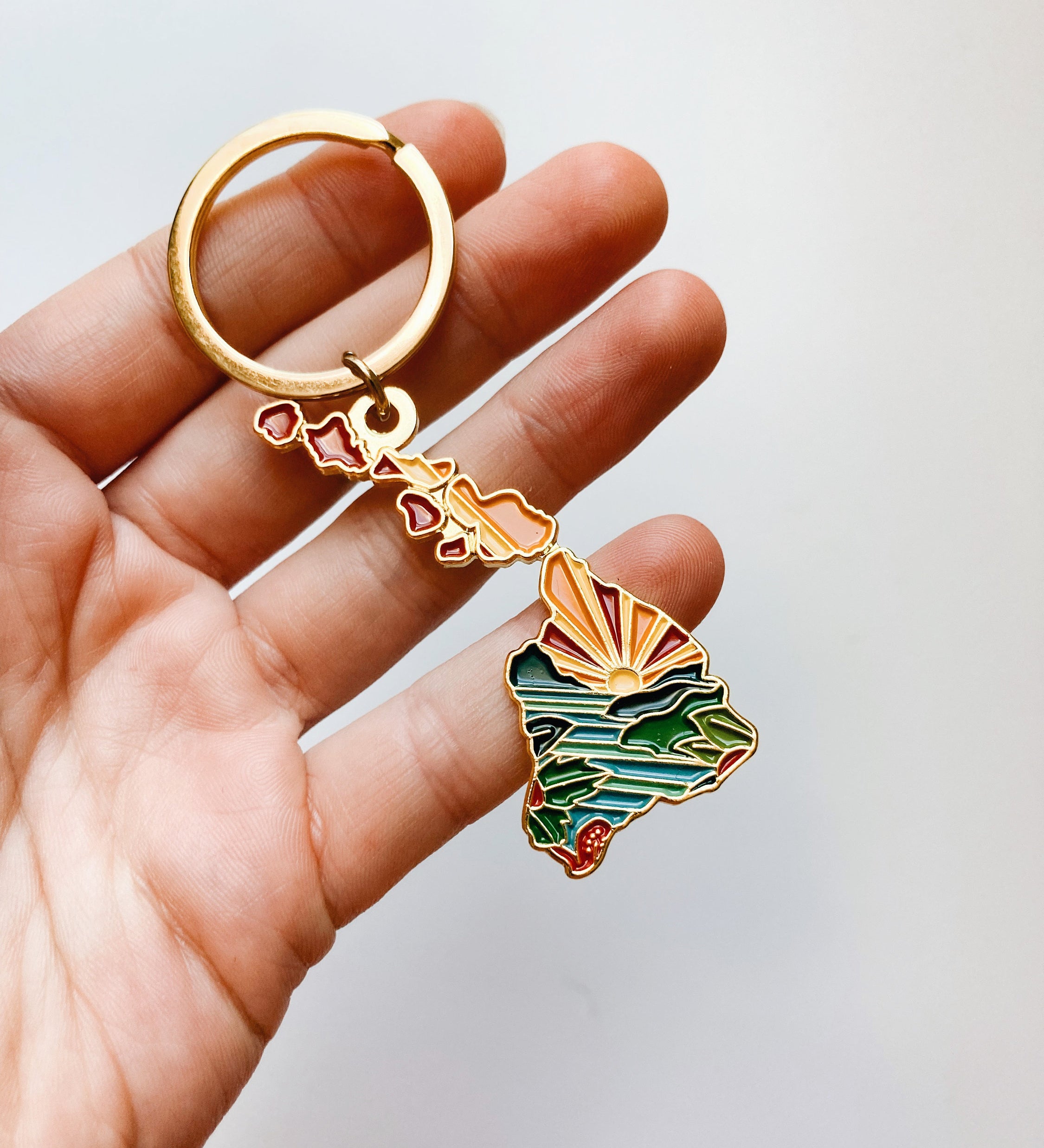 Hawaii Gold Enamel Keychain | Hawaii Outline Key Ring | Soft Enamel Illustrated State Keychain 1.75"