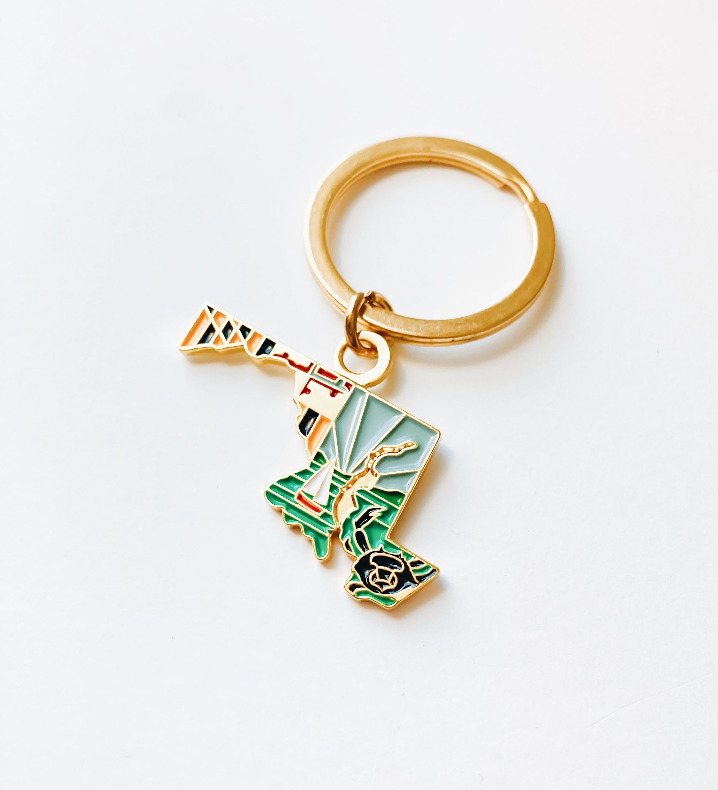 Maryland Gold Enamel Keychain | Maryland Outline Key Ring | Soft Enamel Illustrated State Keychain 1.5"