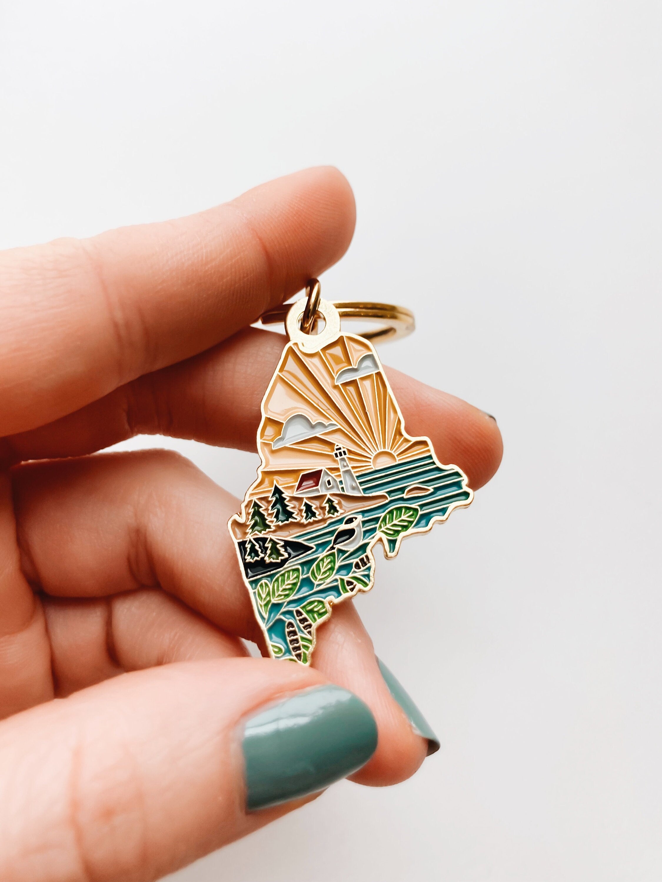 Maine Gold Enamel Keychain | Maine State Key Ring | Soft Enamel Illustrated State Keychain 1.5"