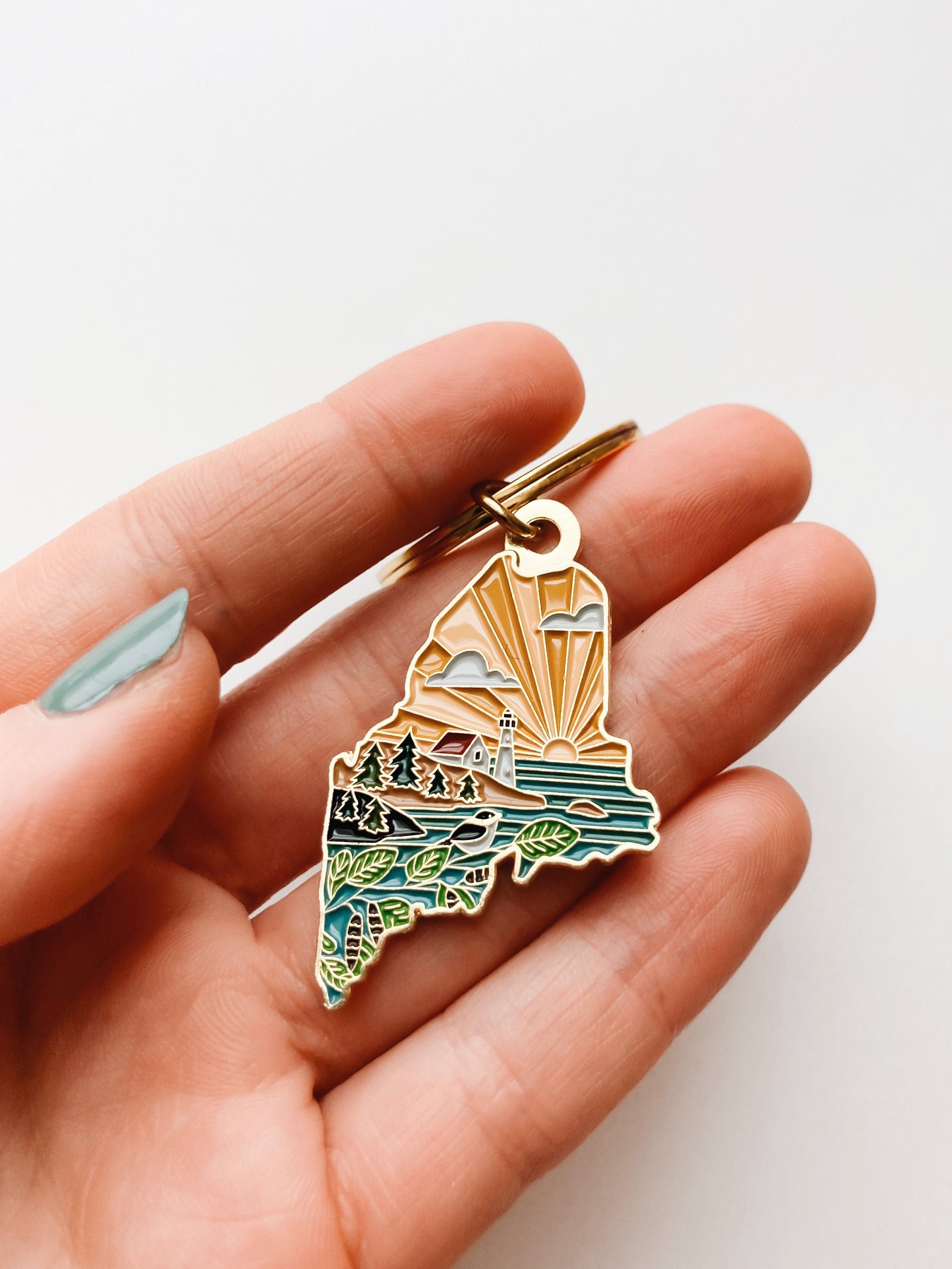 Maine Gold Enamel Keychain | Maine State Key Ring | Soft Enamel Illustrated State Keychain 1.5"
