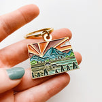 Wyoming Gold Enamel Keychain | Wyoming State Key Ring | Soft Enamel Illustrated State Keychain 1.5"