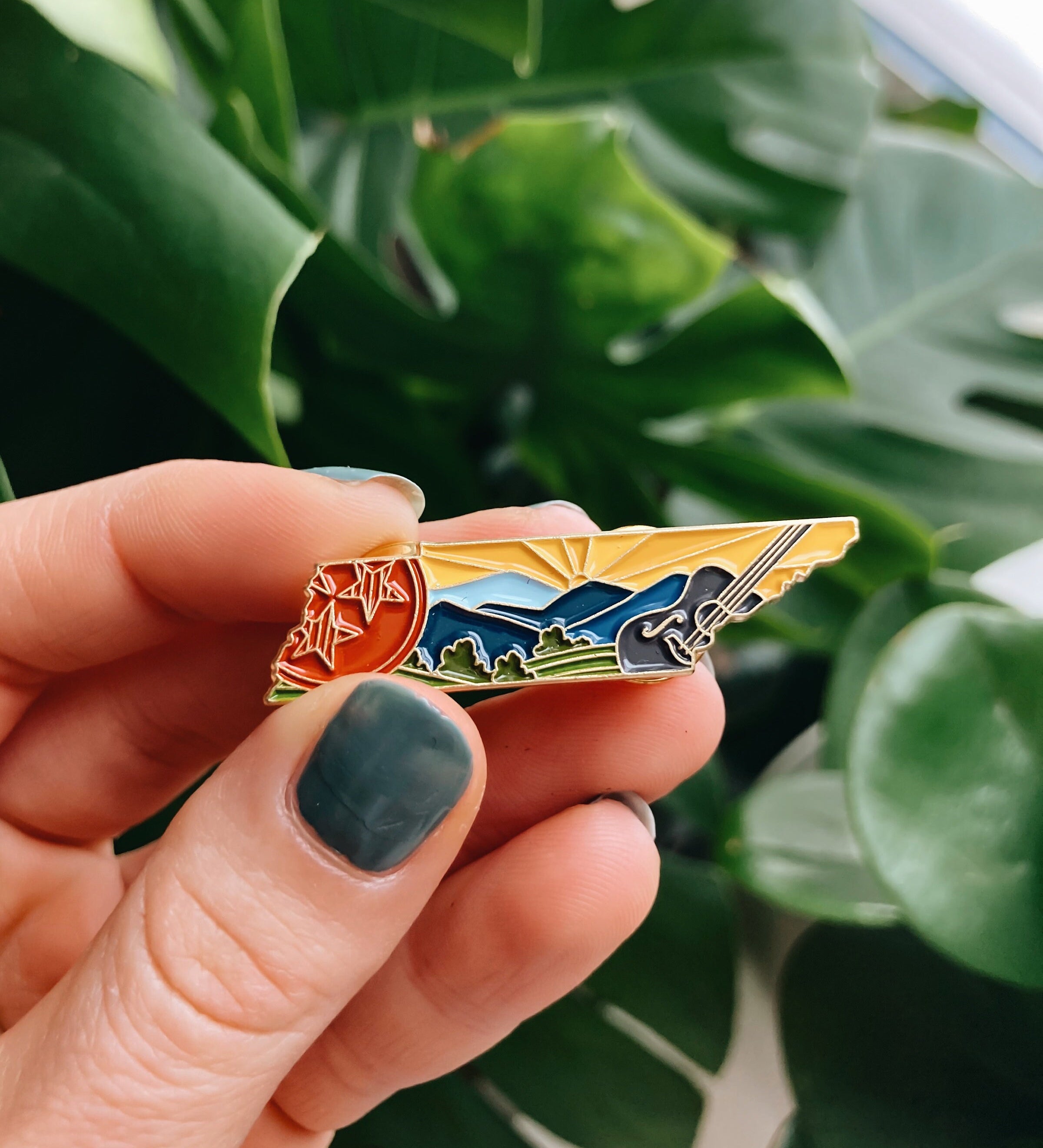 Tennessee Enamel Pin | Gold Soft Enamel Pin | Illustrated United State Pin | Butterfly Clasp | 1.25"
