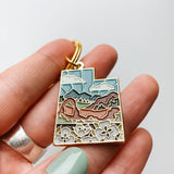 Utah Gold Enamel Keychain | Utah Outline Key Ring | Soft Enamel Illustrated State Keychain 1.5"