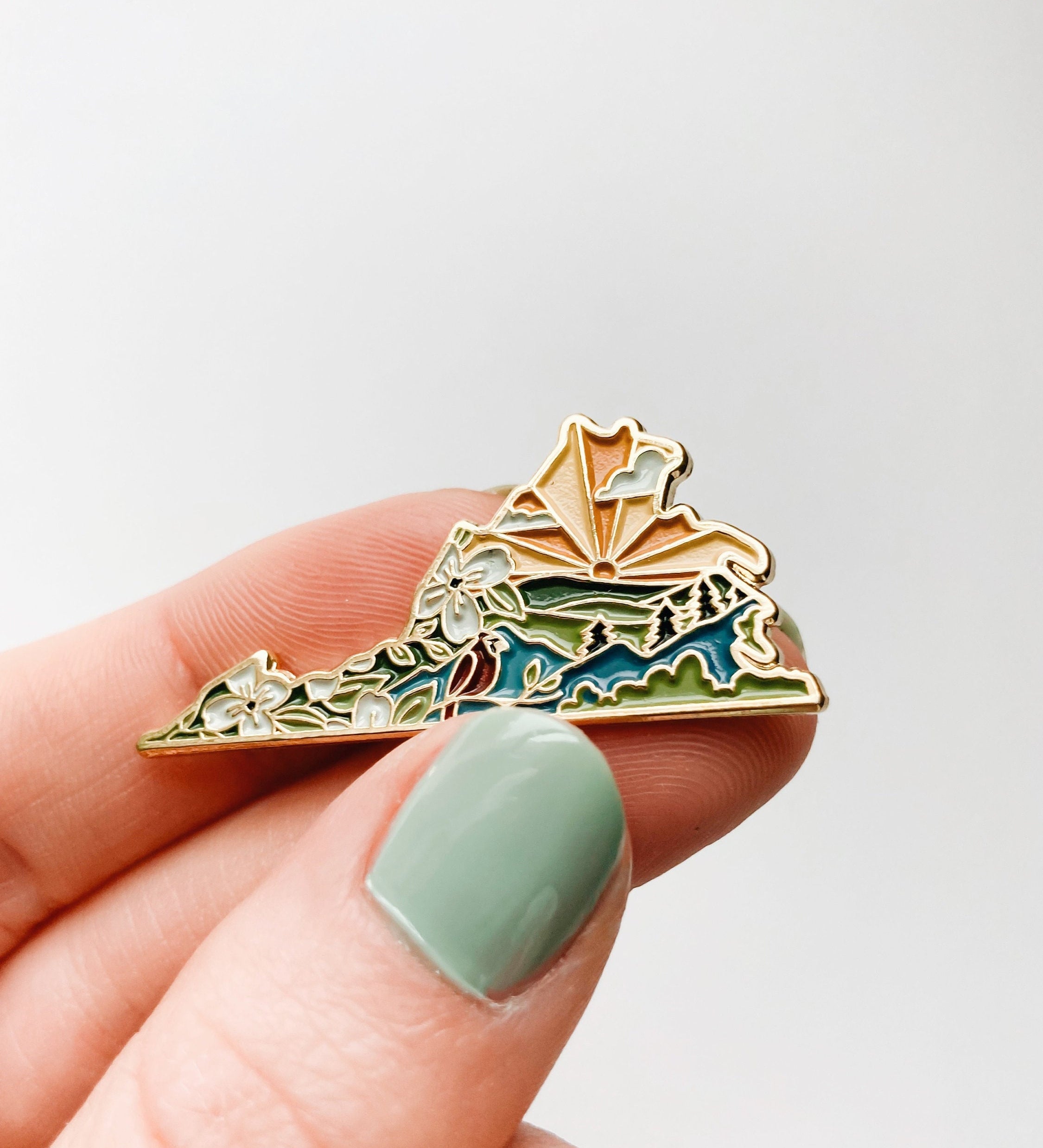 Virginia Enamel Pin | Gold Soft Enamel Pin | Illustrated United State Pin | Butterfly Clasp | 1.25"