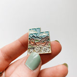 Utah Enamel Pin | Gold Soft Enamel Pin | Illustrated United State Pin | Butterfly Clasp | 1.25"
