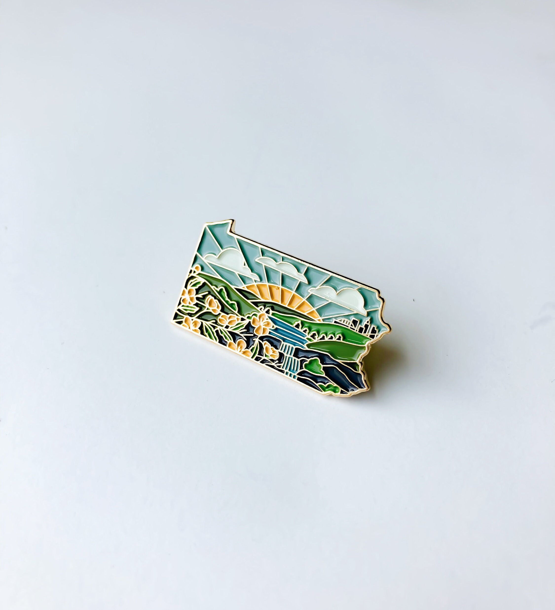 Pennsylvania Enamel Pin | Gold Soft Enamel Pin | Illustrated United State Pin | Butterfly Clasp | 1.25"