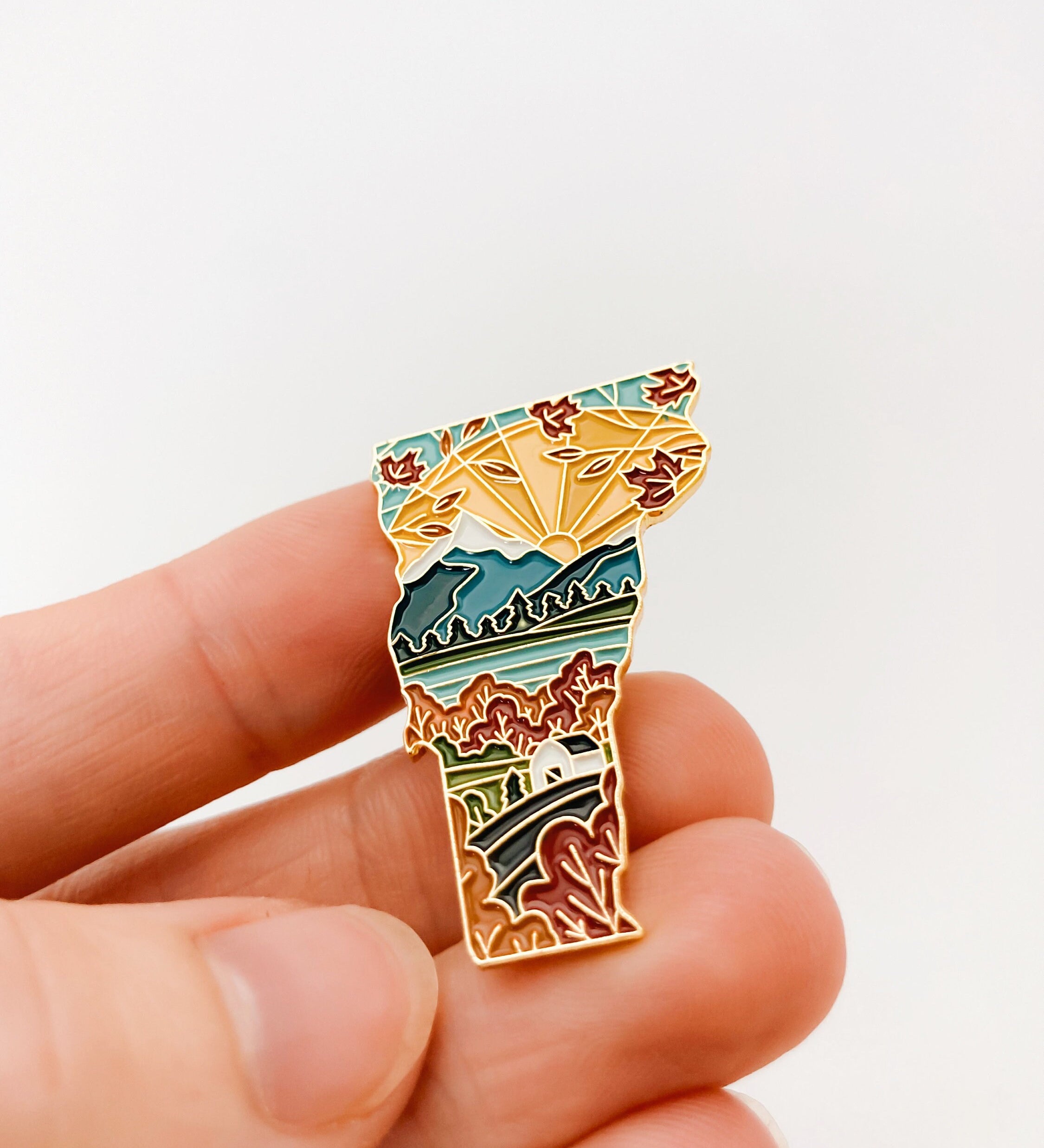 Gold Vermont Enamel Pin | Vermont Outline Pin | Illustrated State Pin | Butterfly Clasp | 1"
