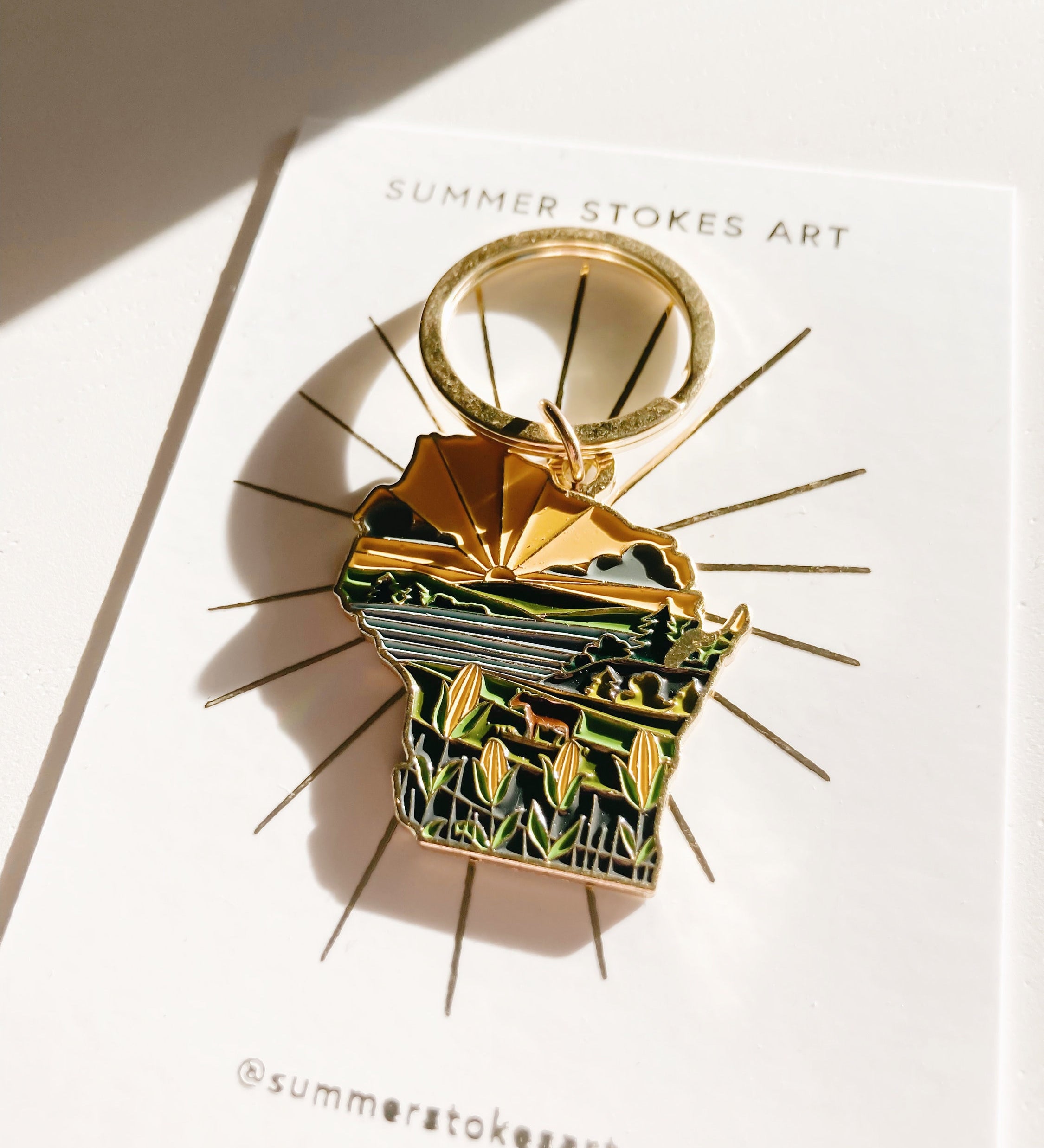 Gold Wisconsin Soft Enamel Keychain 1.5" | Wisconsin Outline Key Ring | Illustrated State Keychain