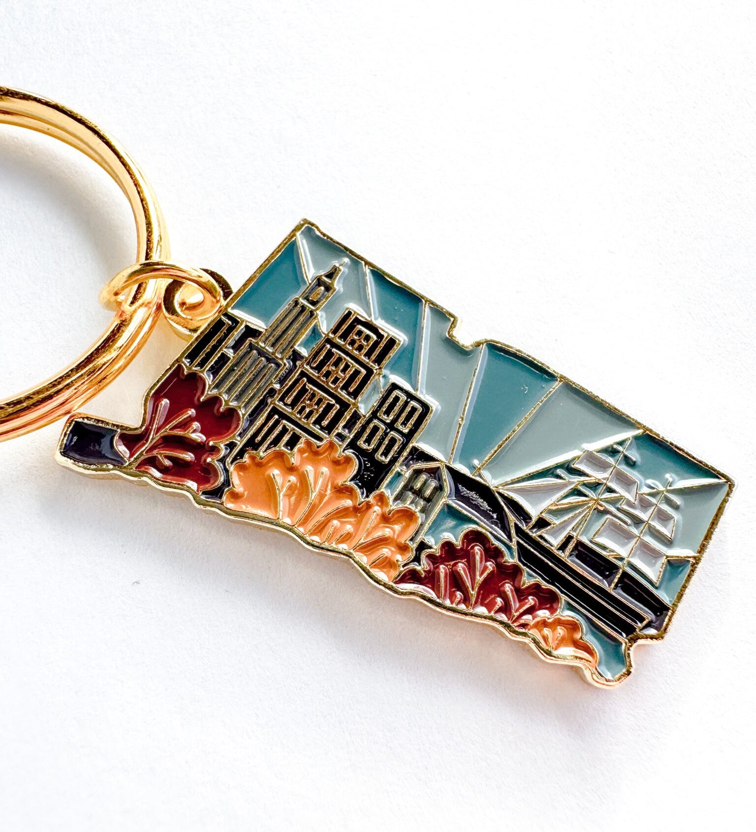 Connecticut Soft Enamel Keychain | Connecticut Outline Key Ring | Illustrated State Keychain 1.5"