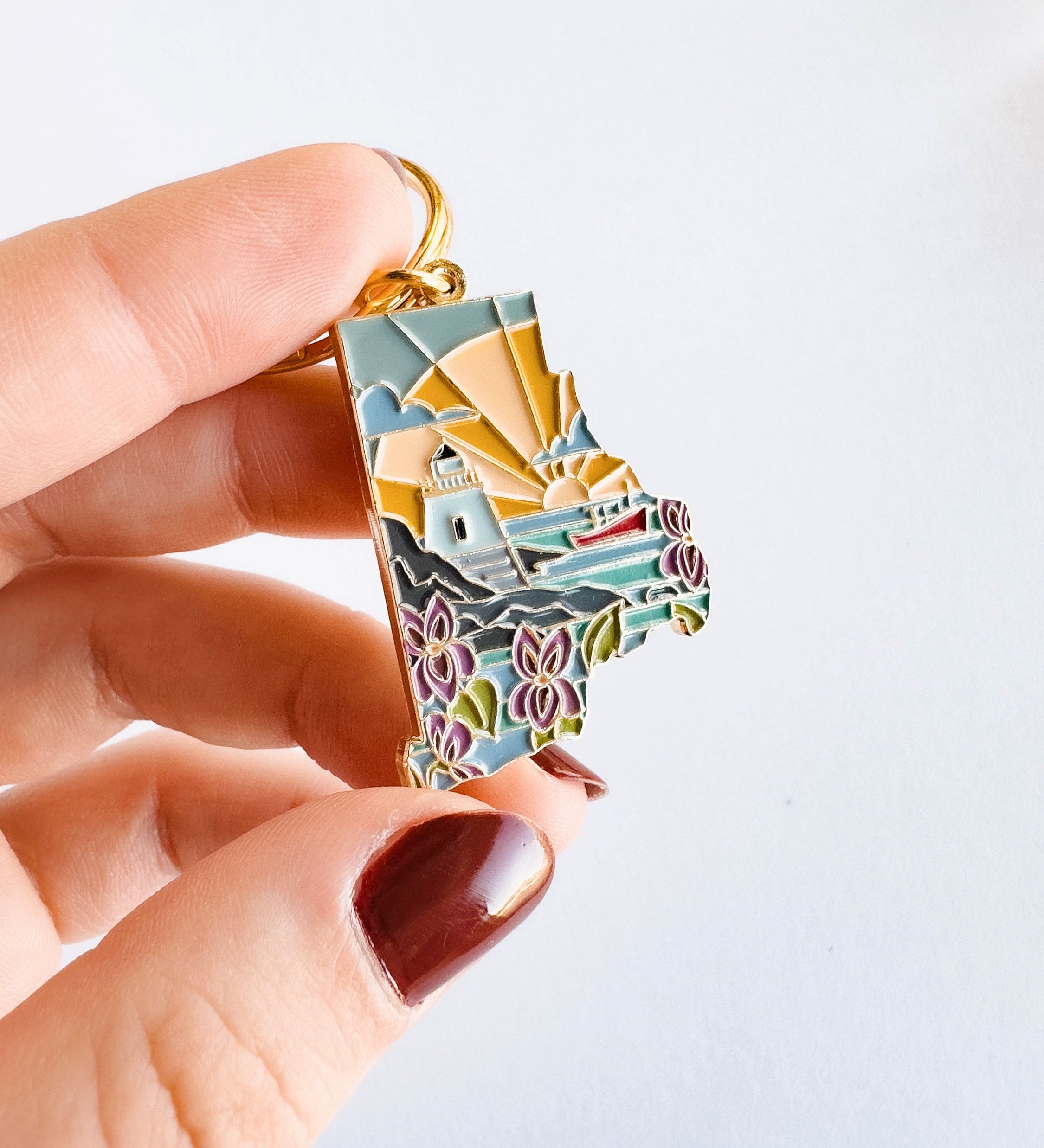 Rhode Island Soft Enamel Keychain | Rhode Island Outline Key Ring | Illustrated State Keychain 1.5"