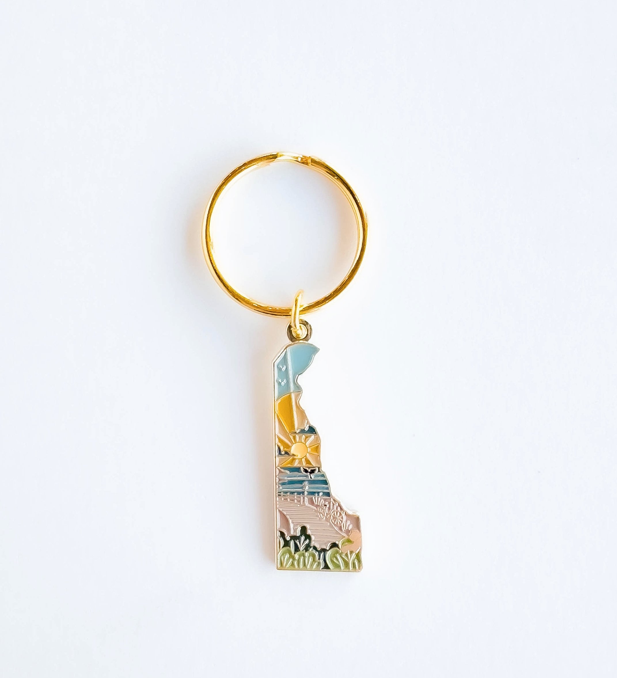 Delaware Soft Enamel Keychain | Delaware Outline Key Ring | Illustrated State Keychain 1.5"