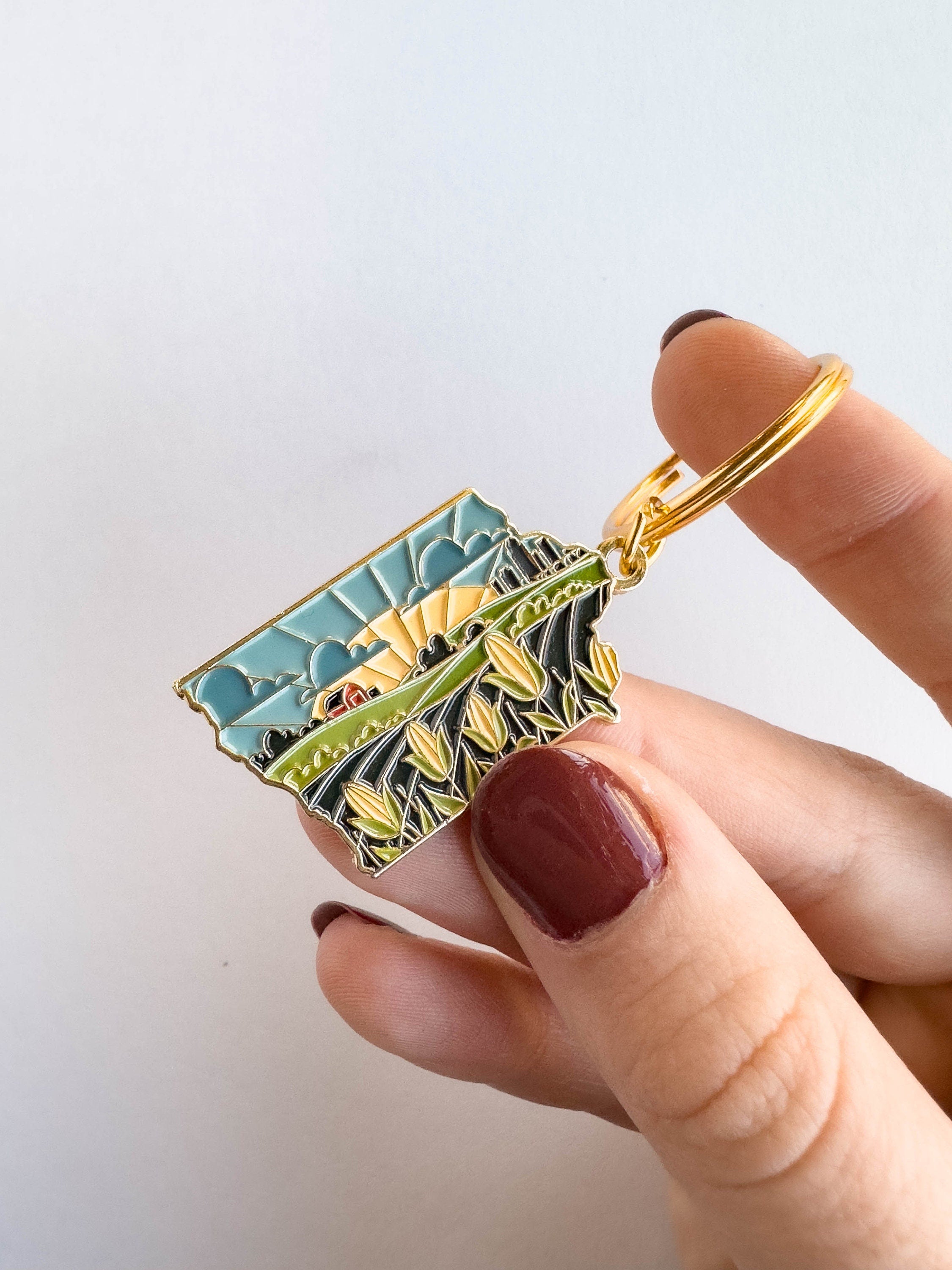 Iowa Soft Enamel Keychain | Iowa Outline Key Ring | Illustrated State Keychain 1.5"