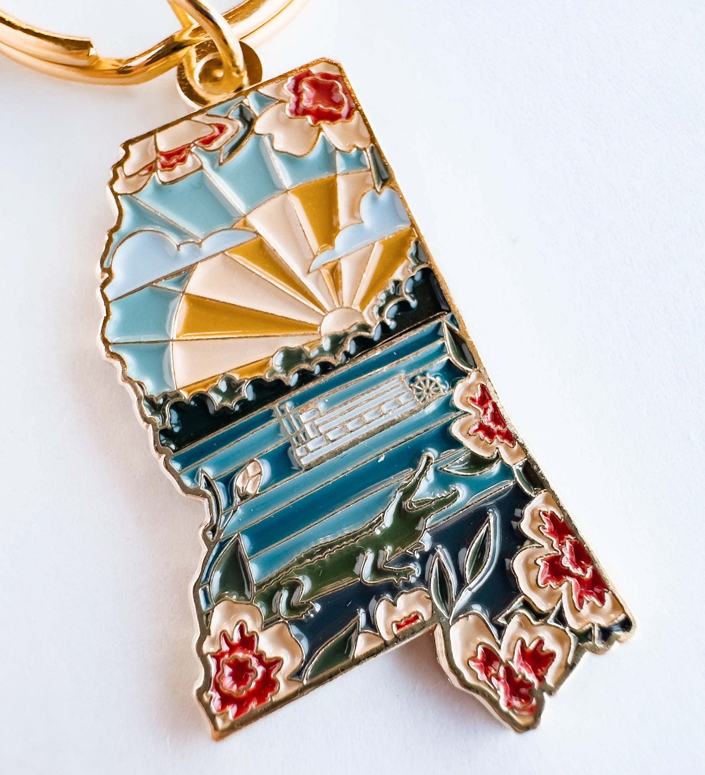 Mississippi Soft Enamel Keychain | Mississippi Outline Key Ring | Illustrated State Keychain 1.5"