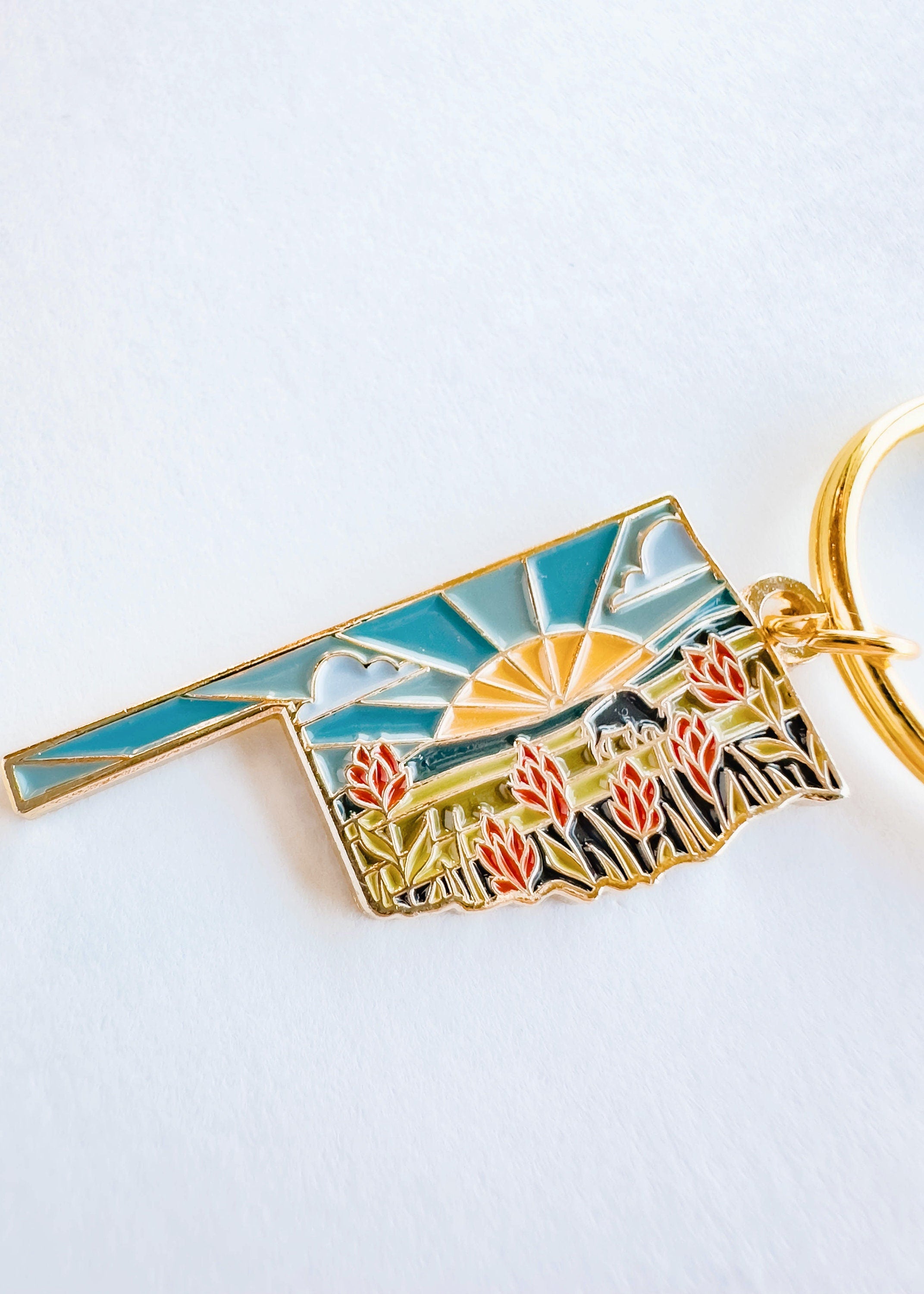 Oklahoma Soft Enamel Keychain | Oklahoma Outline Key Ring | Illustrated State Keychain 1.5"