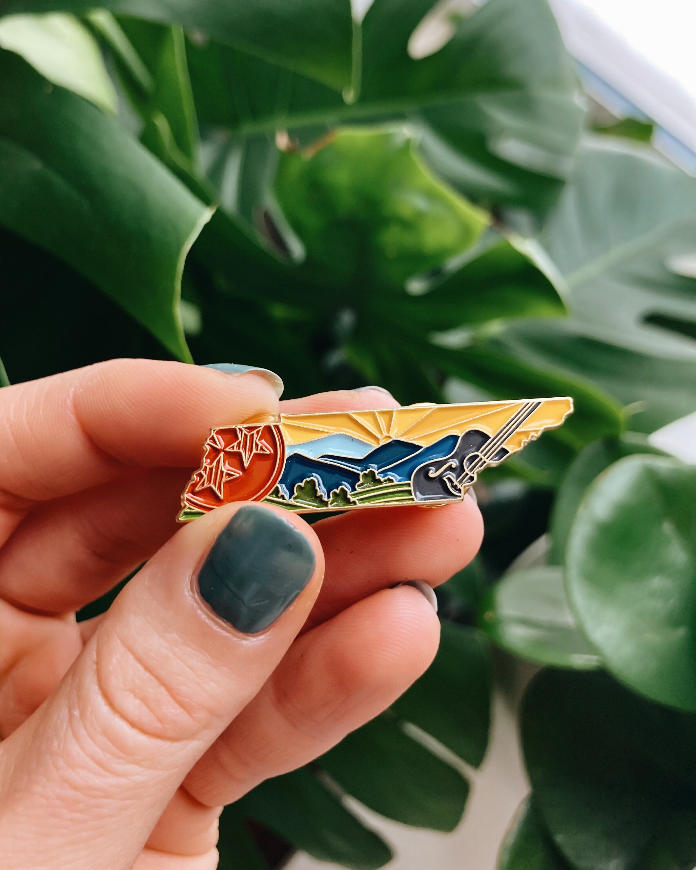 Tennessee Enamel Pin | Gold Soft Enamel Pin | Illustrated United State Pin | Butterfly Clasp | 1.25"