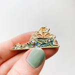 Virginia Enamel Pin | Gold Soft Enamel Pin | Illustrated United State Pin | Butterfly Clasp | 1.25"
