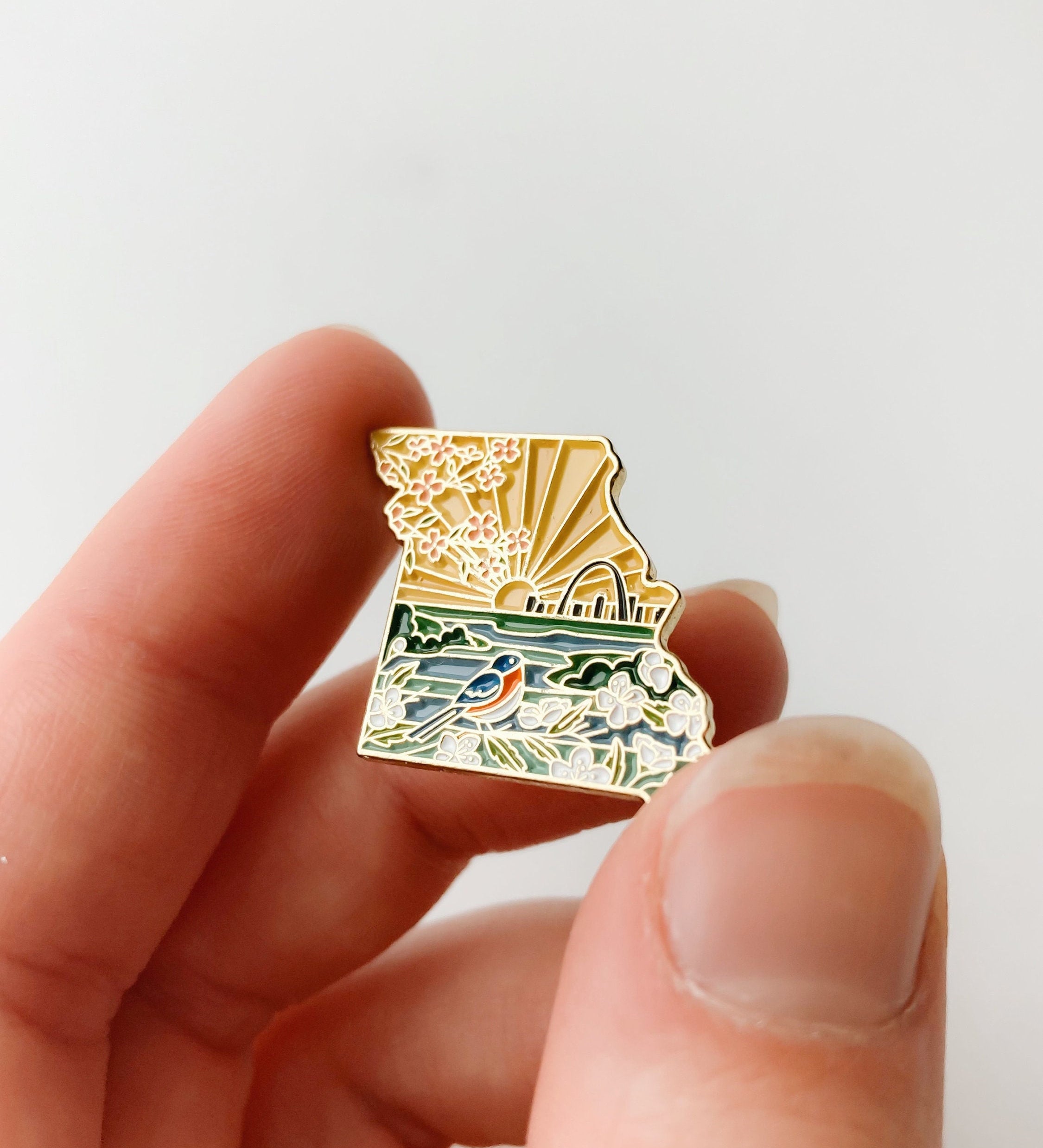 Missouri Enamel Pin | Gold Soft Enamel Pin | Illustrated United States Pin | Butterfly Clasp | 1.25"