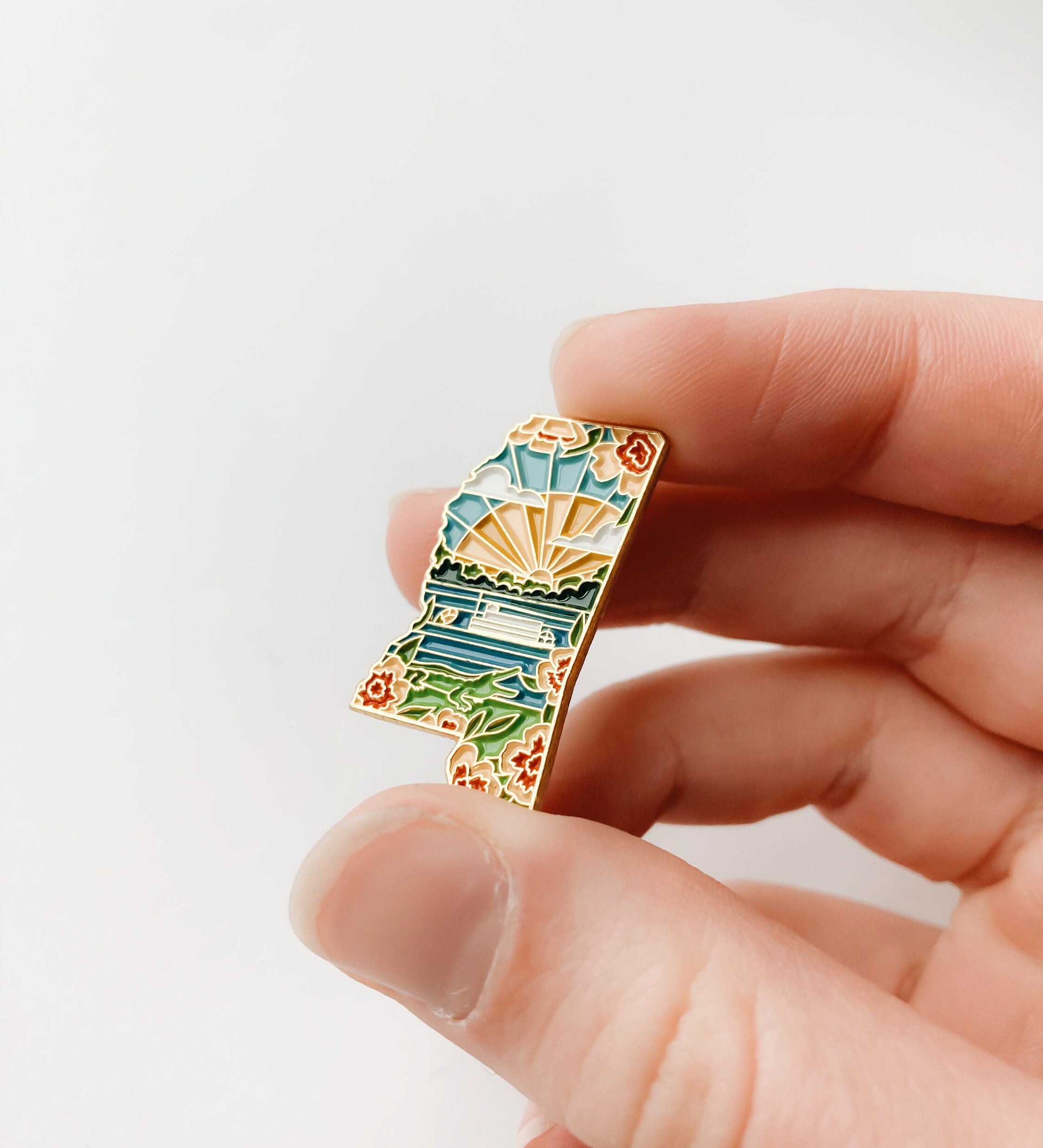 Mississippi Enamel Pin | Gold Soft Enamel Pin | Illustrated United States Pin | Butterfly Clasp | 1.25"
