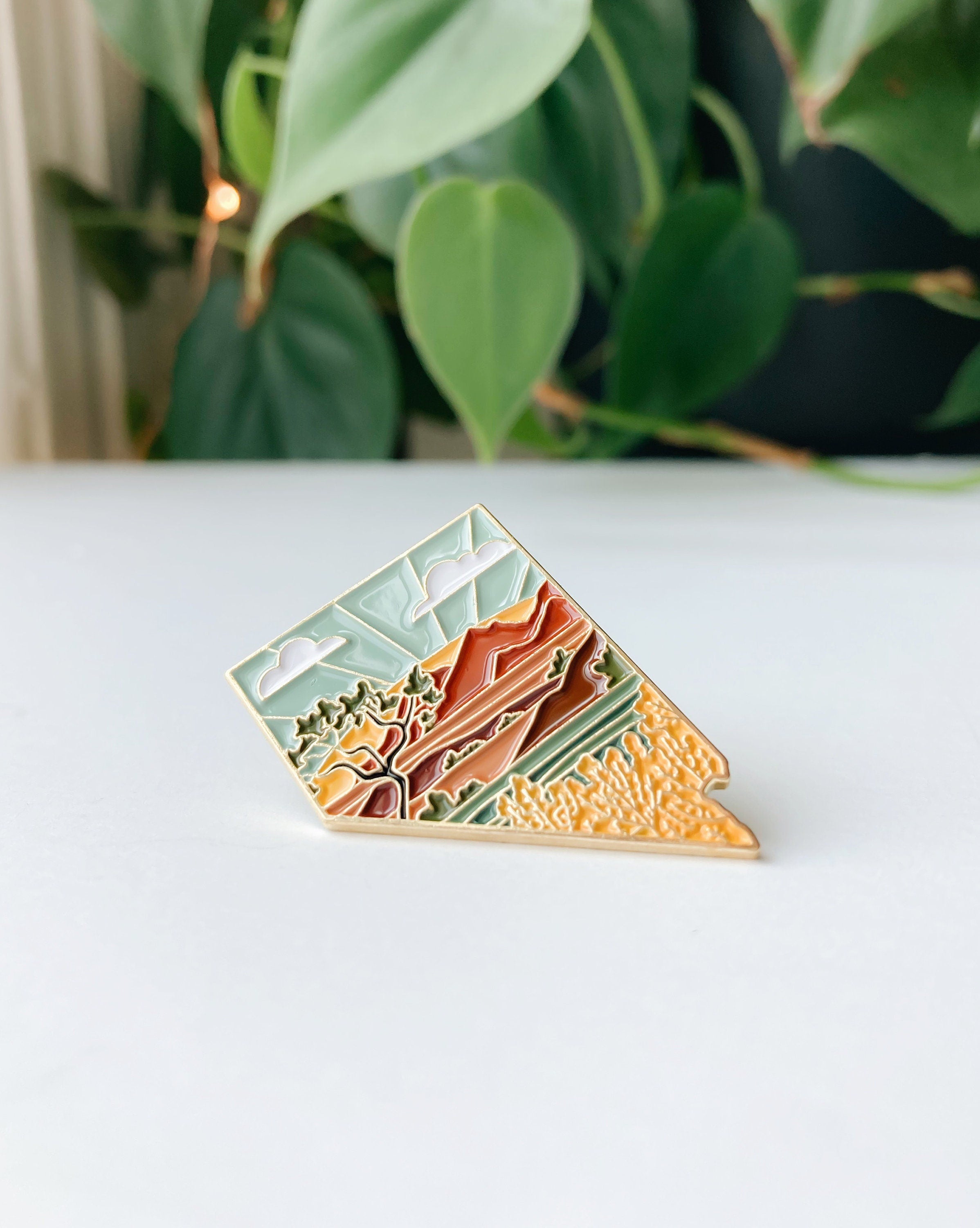 Nevada Enamel Pin | Gold Soft Enamel Pin | Illustrated United State Pin | Butterfly Clasp | 1.25"