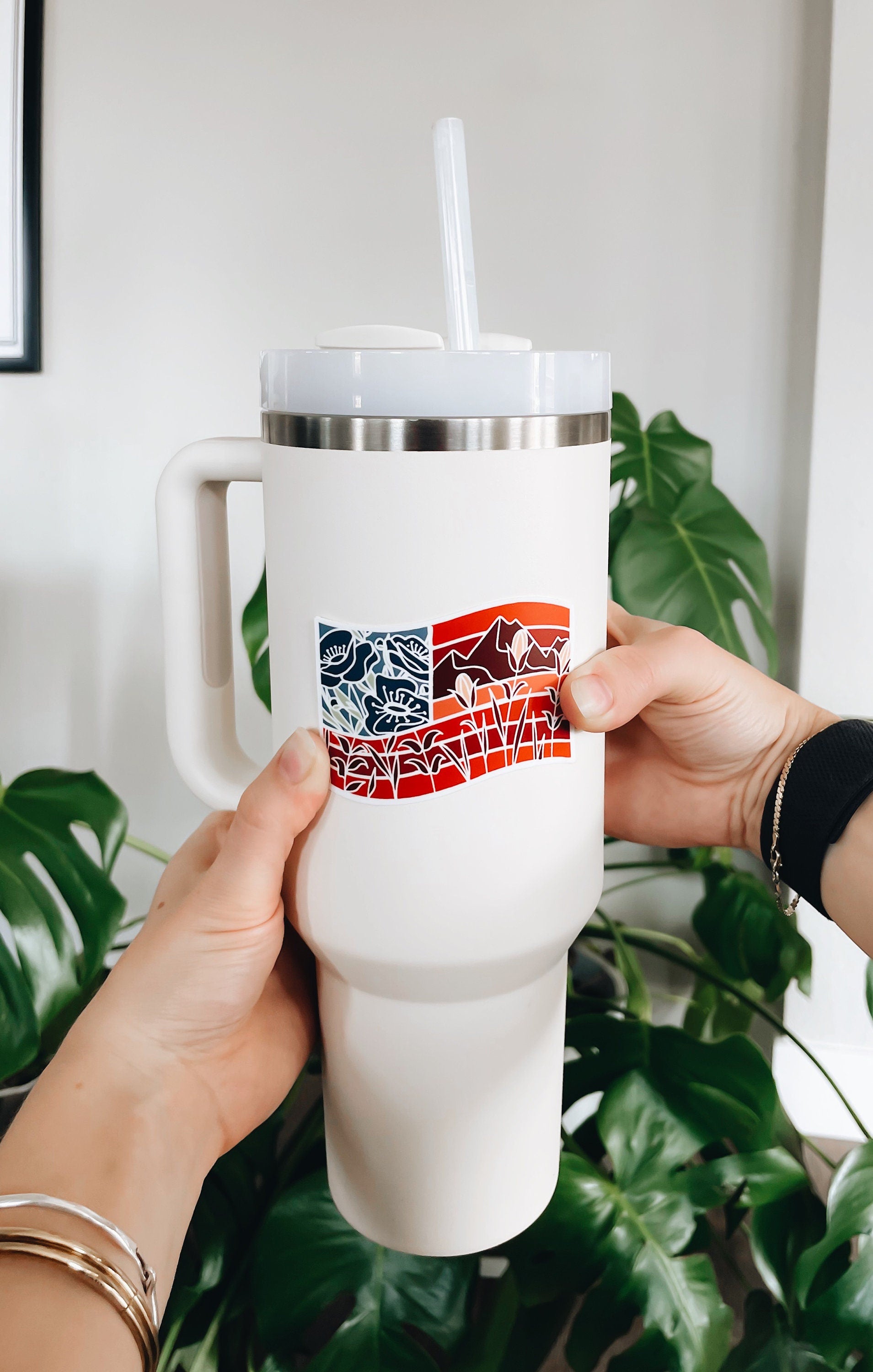 American Flag Vinyl Sticker | Weatherproof Matt Decal | Die Cut Flag Decal | Laptop | Tumbler | Water Bottle | Tablet | Car Decal | 3"
