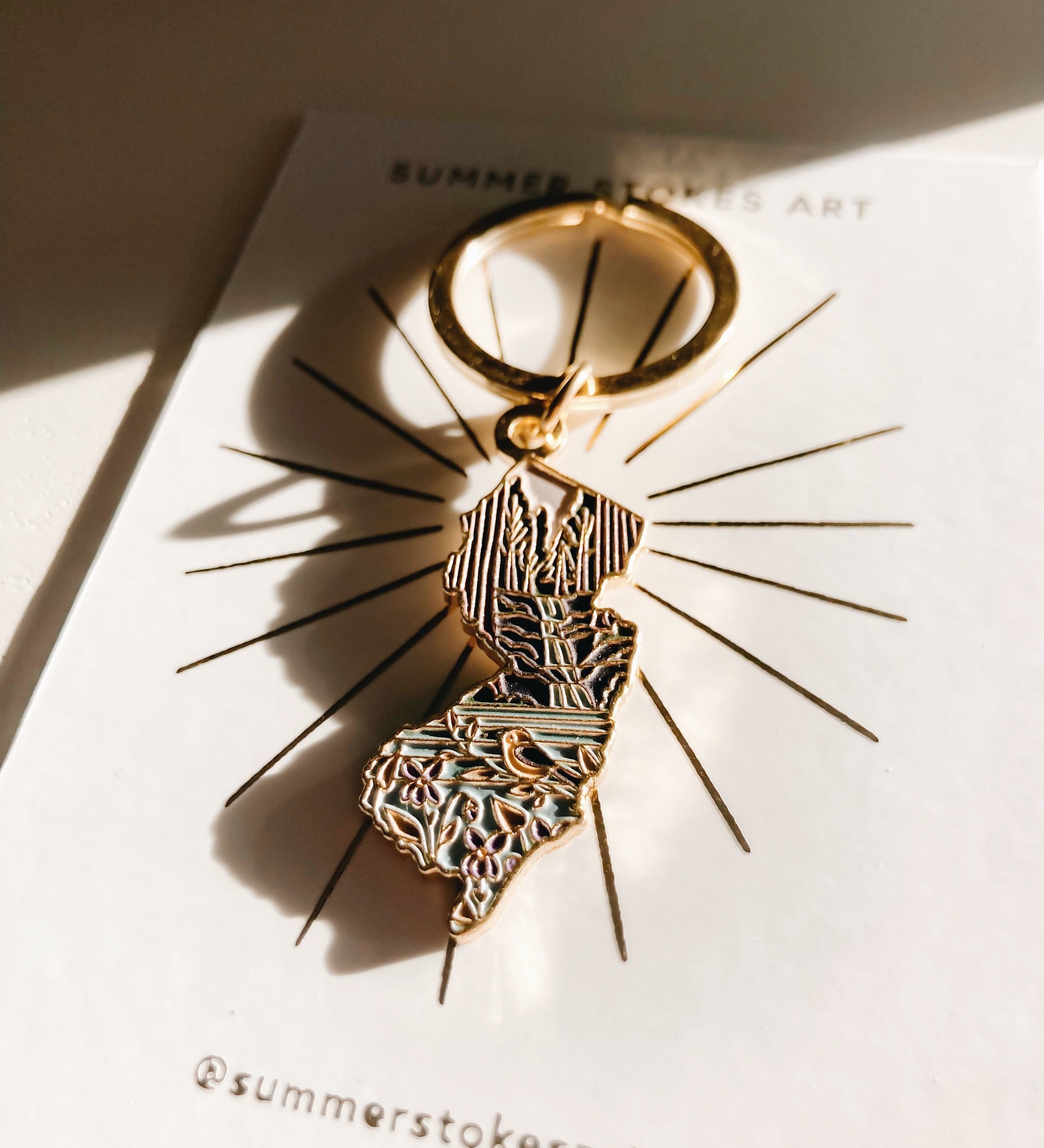 Gold New Jersey Soft Enamel Keychain 1.5" | New Jersey Outline Key Ring | Illustrated State Keychain