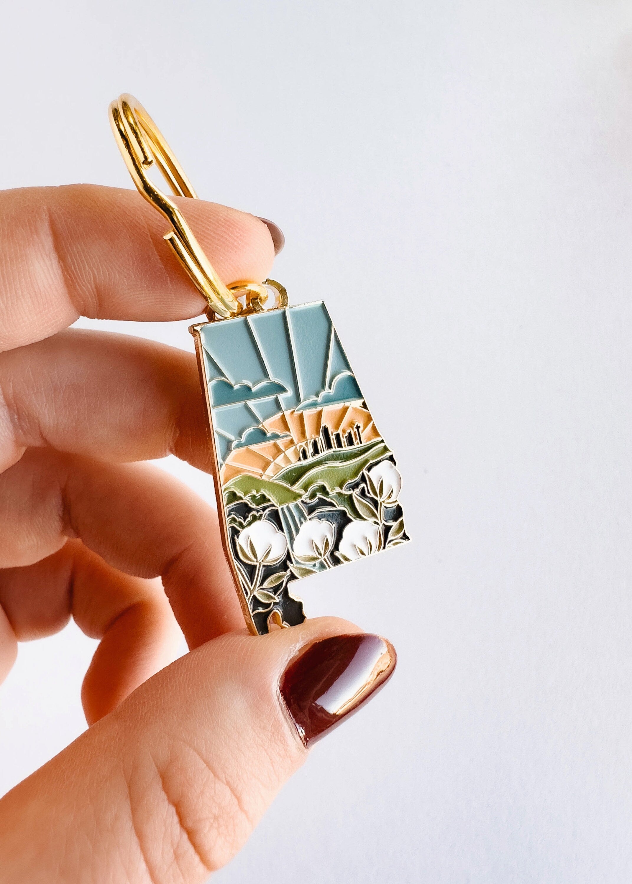 Alabama Soft Enamel Keychain | Alabama Outline Key Ring | Illustrated State Keychain 1.5"