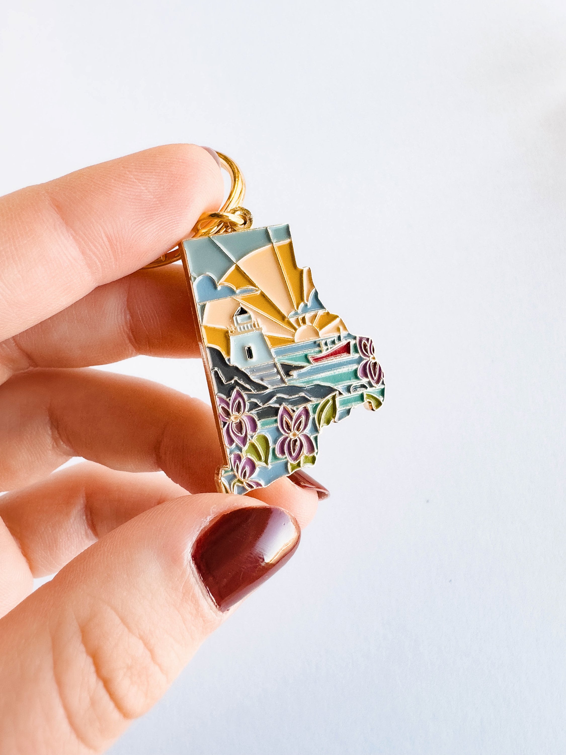 Rhode Island Soft Enamel Keychain | Rhode Island Outline Key Ring | Illustrated State Keychain 1.5"