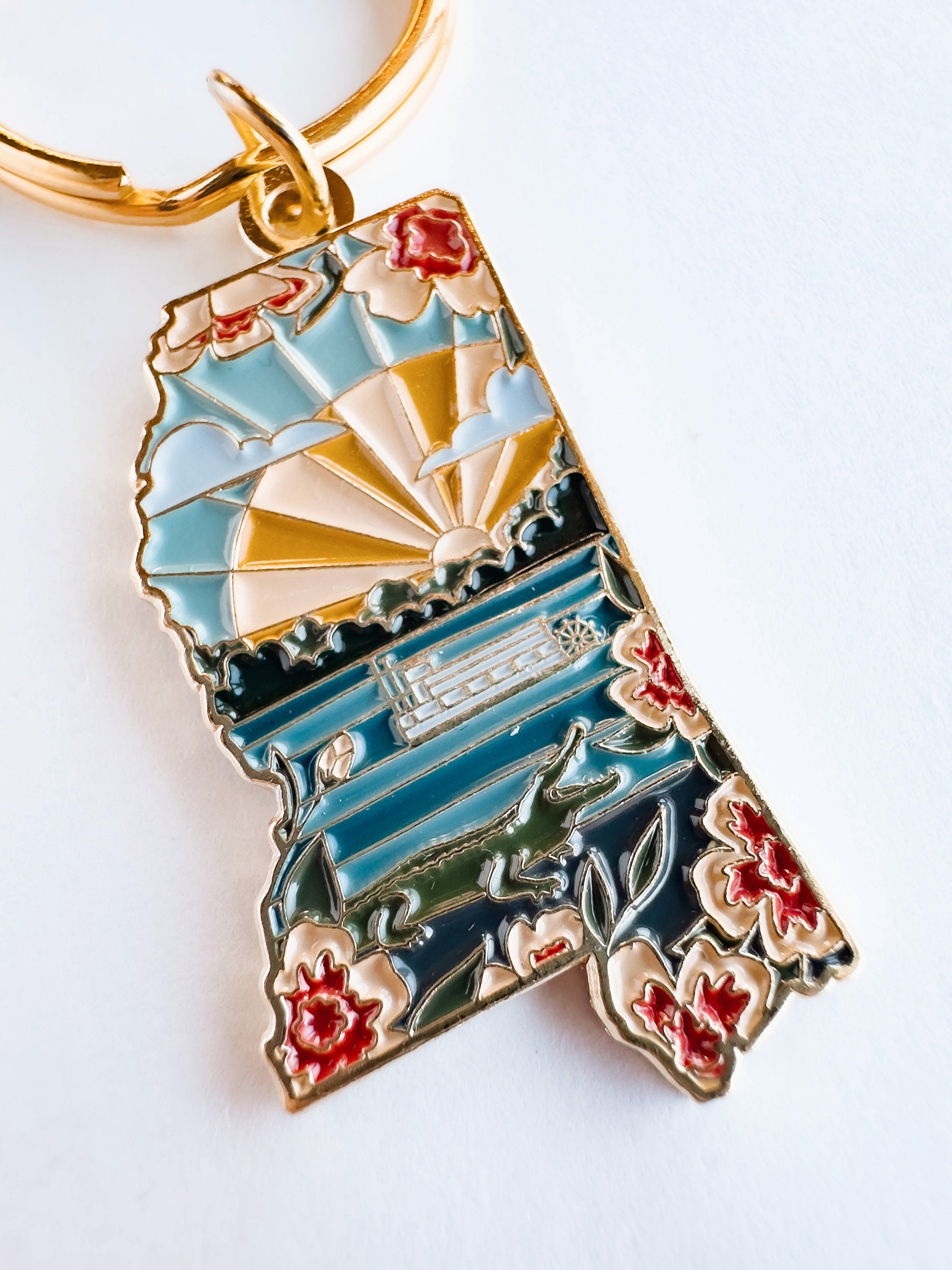 Mississippi Soft Enamel Keychain | Mississippi Outline Key Ring | Illustrated State Keychain 1.5"